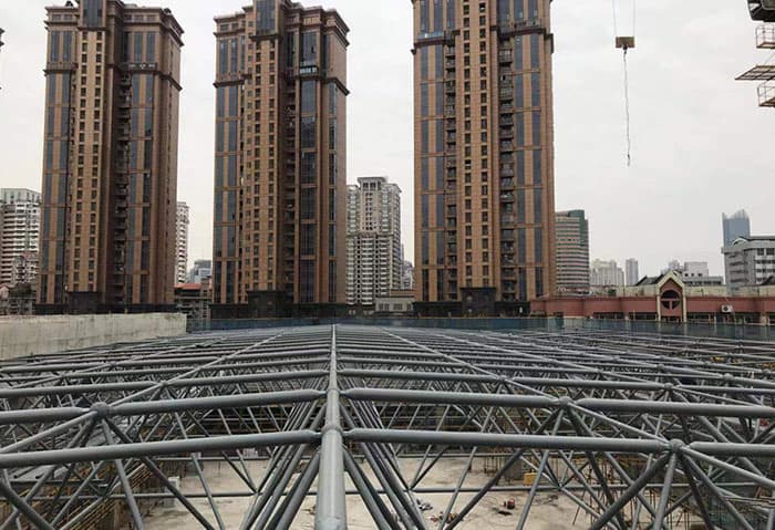 晋中螺栓球网架结构